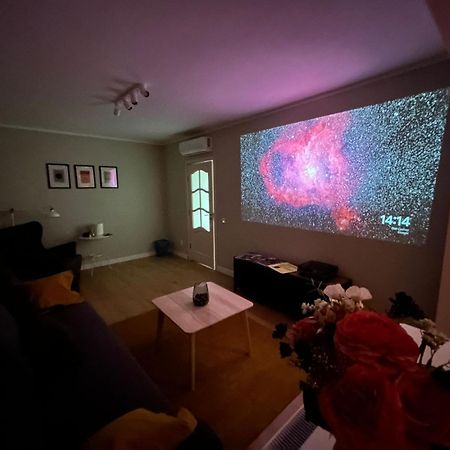 Stylish Apartment With Video Projector Бухарест Екстер'єр фото